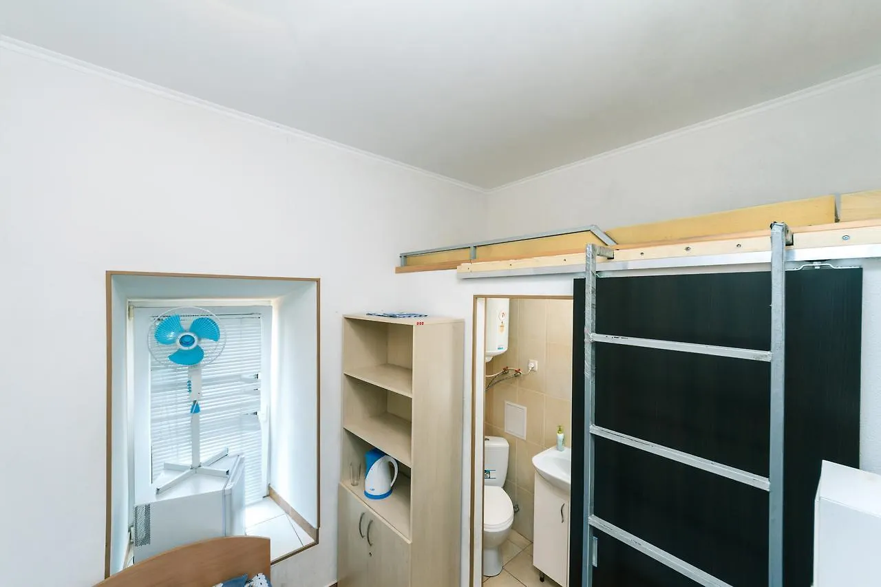Small Room Near Independence Square Kiev 0*, Kyiv Ukraine